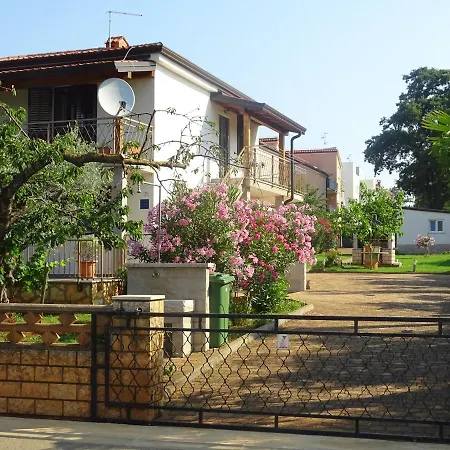 Olga Apartment Near The Beach Novigrad Istria Exterior foto